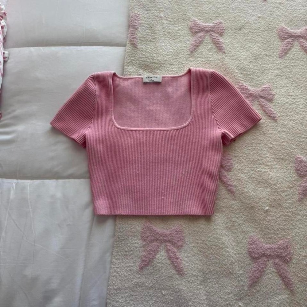 bubblegum pink aritzia square neck top